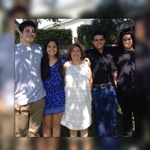 Meet your Posher, Liz